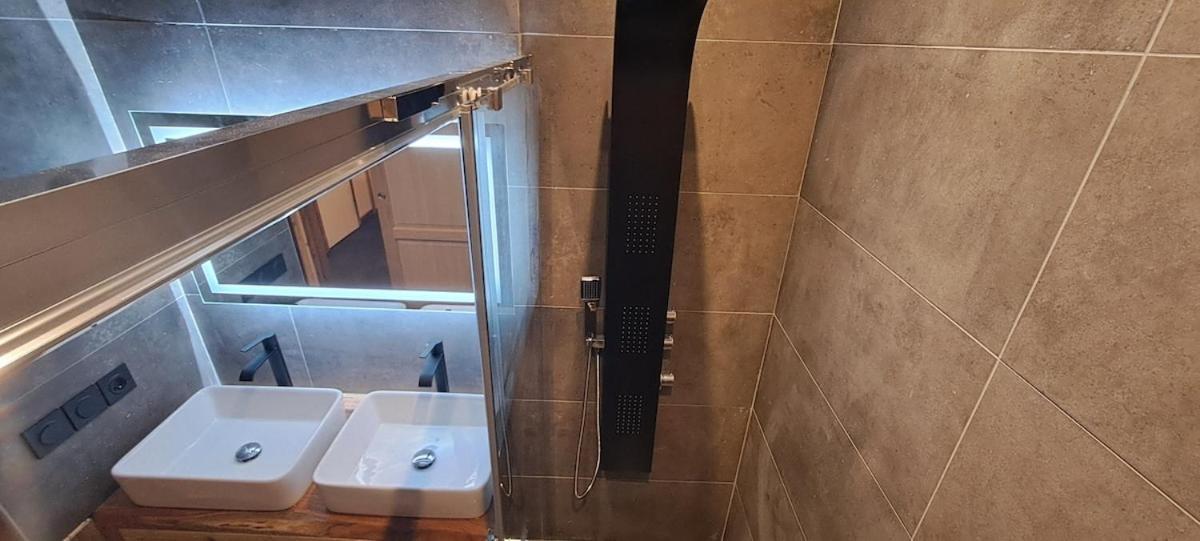 Maison A Moutiers 3 Vallees 4 Chambres 10 Pers 外观 照片